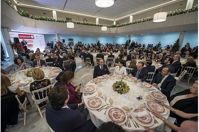 Los Príncipes de Asturias presiden el acto de clausura de la “Campaña de reconocimiento a la empresa”.