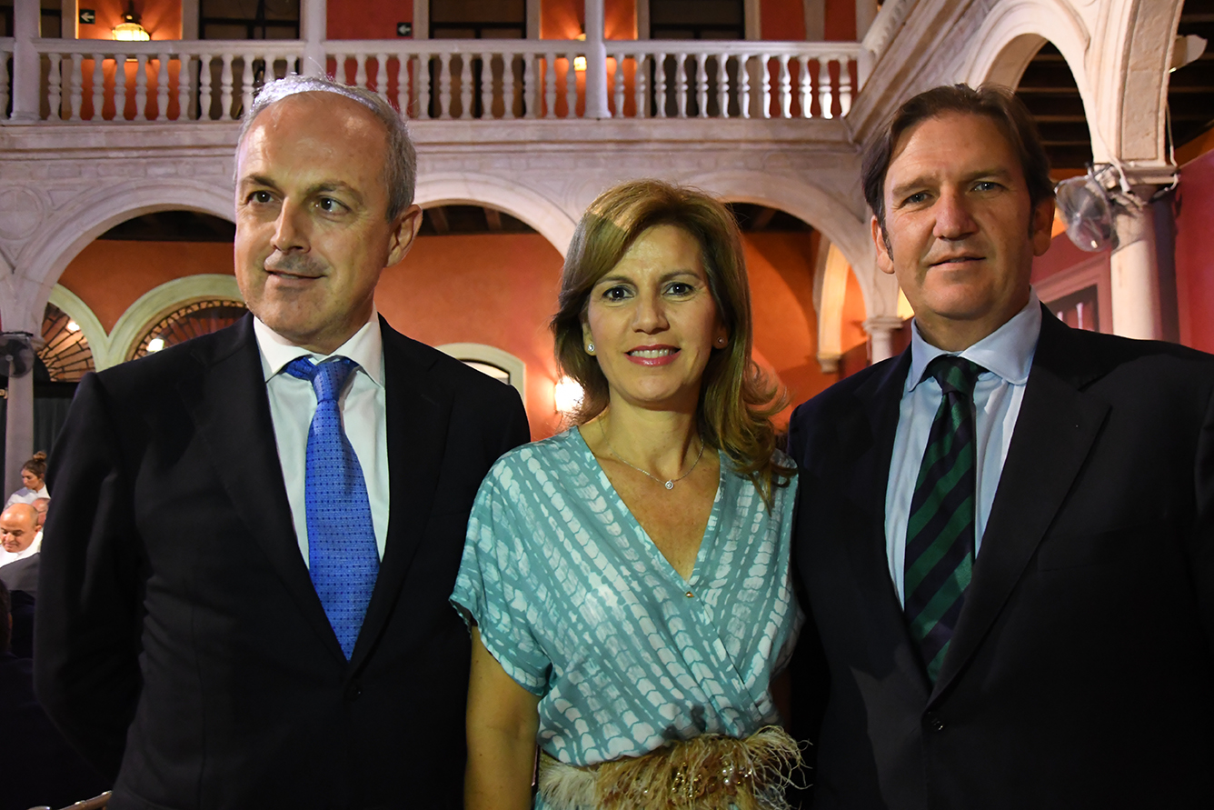 El Buque-Escuela Juan Sebastián Elcano recibe el Premio Iberoamericano “Torre del Oro”