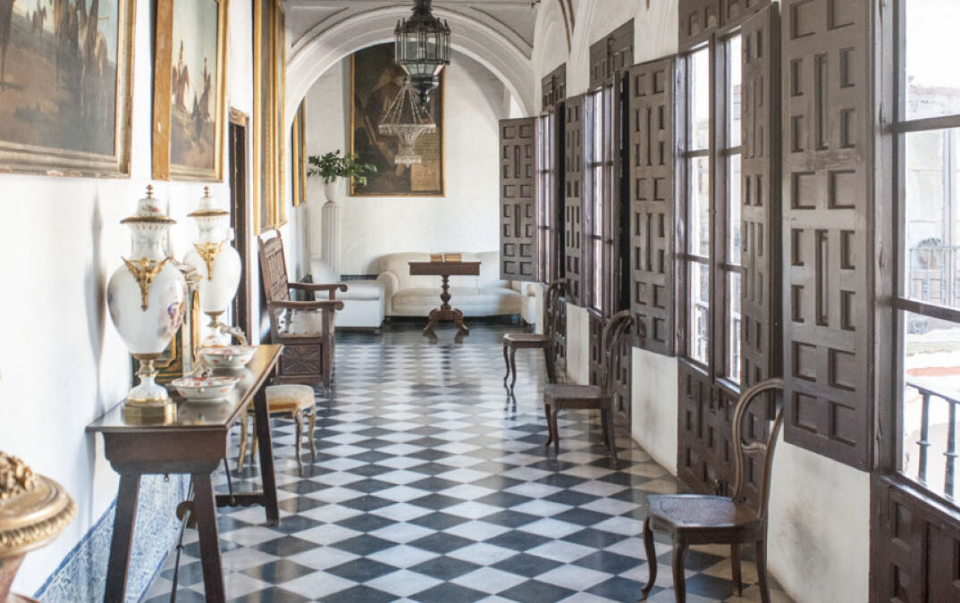 DESCUBRIENDO EL PALACIO BUCARELLI. Ana Rosa de Queralt y Aragón, Marquesa de Cañete; Enrique de Queralt y Aragón, Marqués de Gramosa; y Pilar de Queralt y Aragón, Marquesa de Alconchel