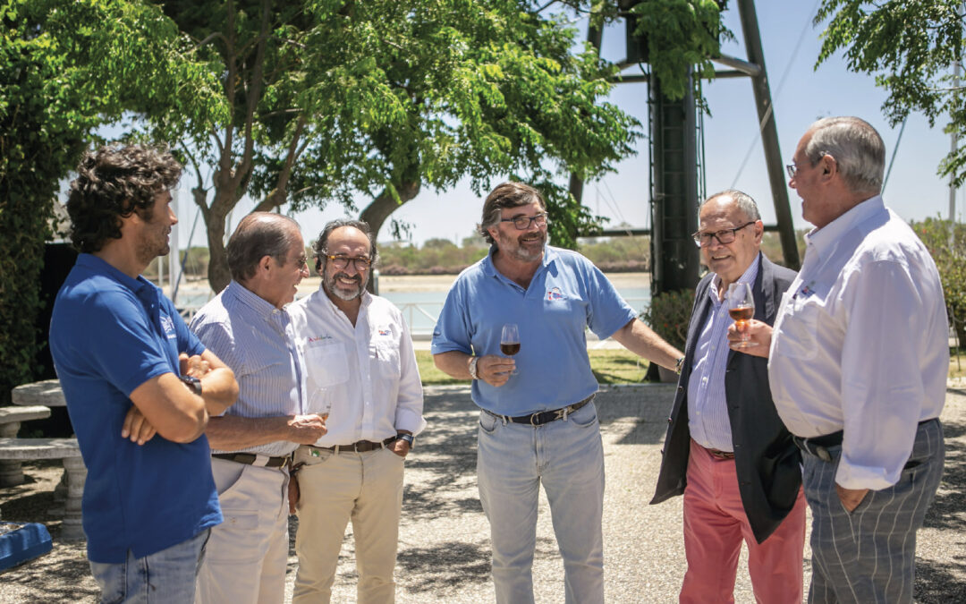 EL REAL CLUB NÁUTICO DE EL PUERTO DE SANTA MARÍA. EL LUGAR QUE LLEVÓ A LA CASA REAL A LA BAHÍA DE CÁDIZ