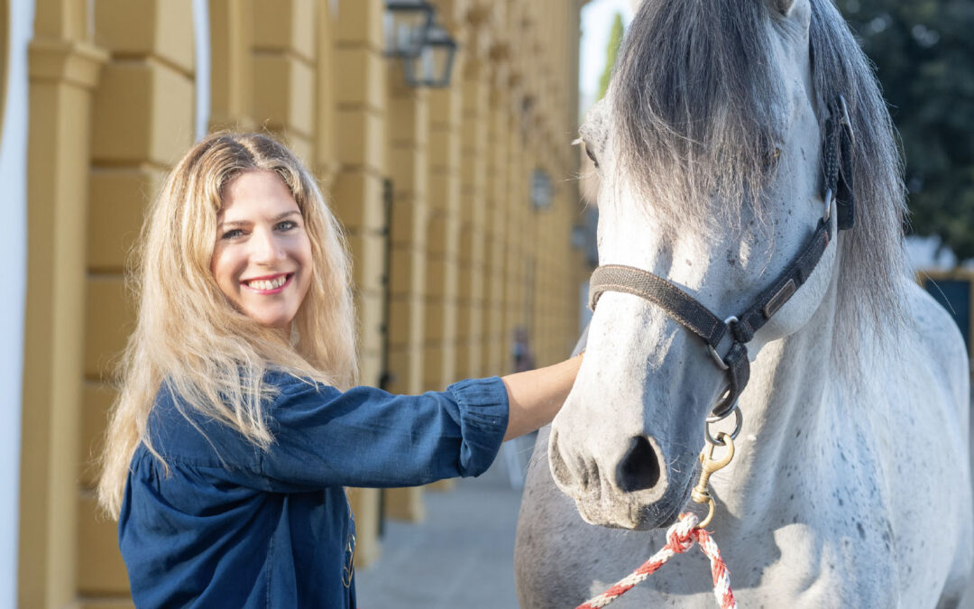 ANA MESTRE. DELEGADA DEL GOBIERNO DE LA JUNTA EN CÁDIZ. “EN CÁDIZ SE CONCENTRA TODA ANDALUCÍA”