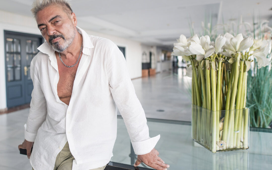 ANTONIO CANALES. BAILAOR, COREÓGRAFO Y ACTOR. “HUBO UN TIEMPO EN EL QUE SE ME APAGÓ EL NIÑO QUE LLEVO DENTRO Y FUERON LOS PEORES AÑOS DE MI VIDA”