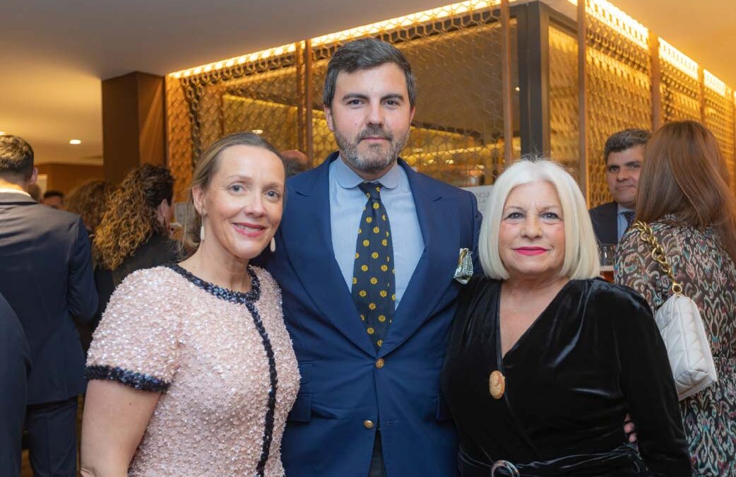 EL DIRECTOR DE LA REVISTA ESCAPARATE, PREMIO A LA EXCELENCIA DE RULL & ASOCIADOS