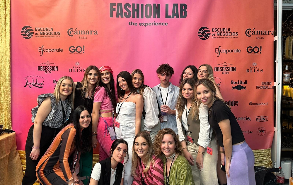 FASHION LAB: THE EXPERIENCE