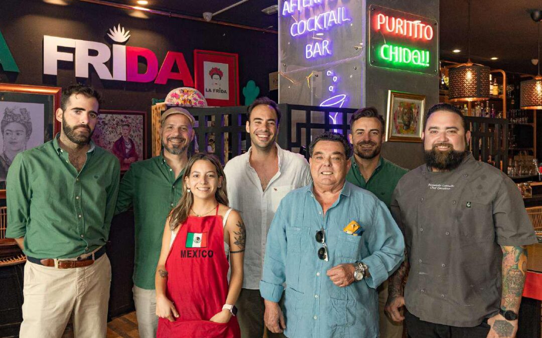 JUAN LUIS LEÓN, abogado y escritor: “Contemplar obras de arte durante el transcurso de una comida adorna y aumenta la degustación de los platos”