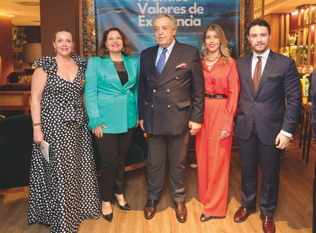 RULL Y ASOCIADOS CELEBRA SUS PREMIOS VALORES DE EXCELENCIA 2024: “ANDALUCÍA CAMINA BAJO LA SOSTENIBILIDAD DEL AGUA Y EL EMPRENDIMIENTO HÍDRICO”