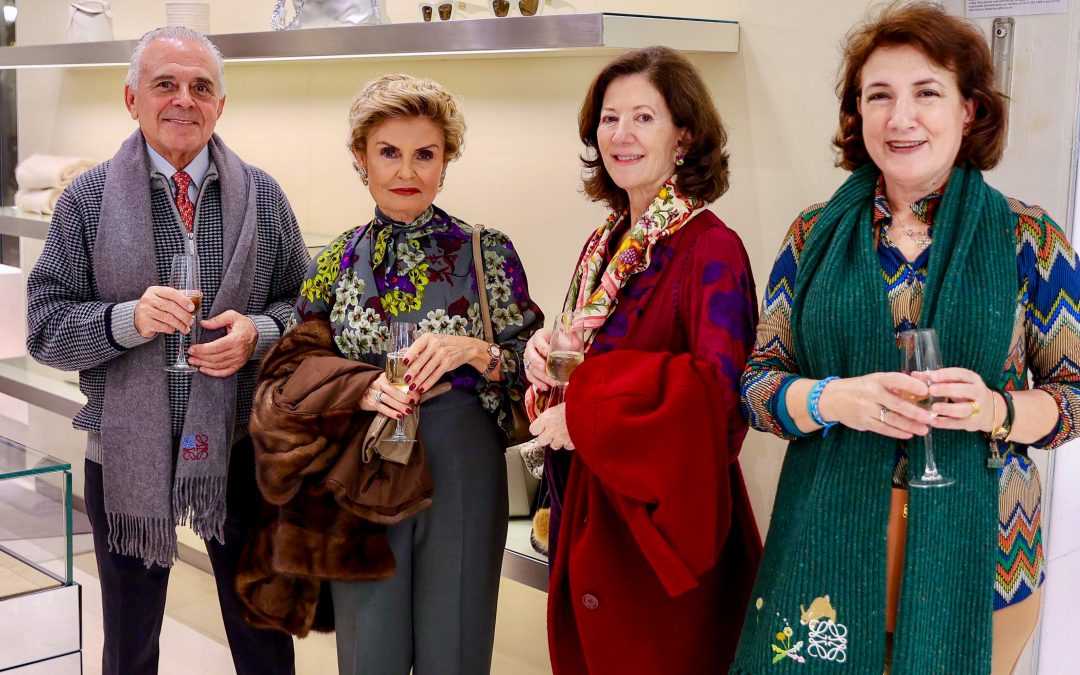 LOEWE CELEBRA LA NAVIDAD