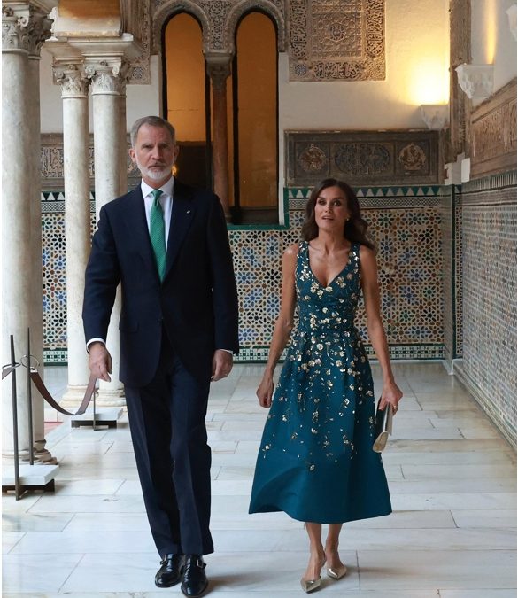 los reyes reinan en el alcázar