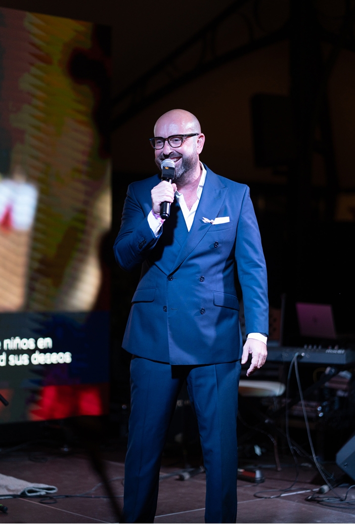 Captura de pantalla_10-11-2025_212219_