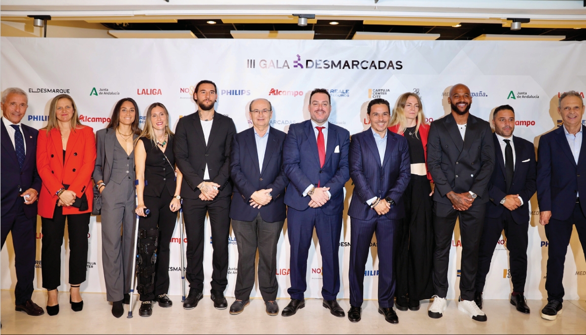 Captura de pantalla_11-11-2025_134227_