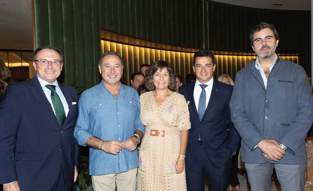 INAUGURACIÓN DEL GRAND CAFÉ DEL HOTEL COLÓN