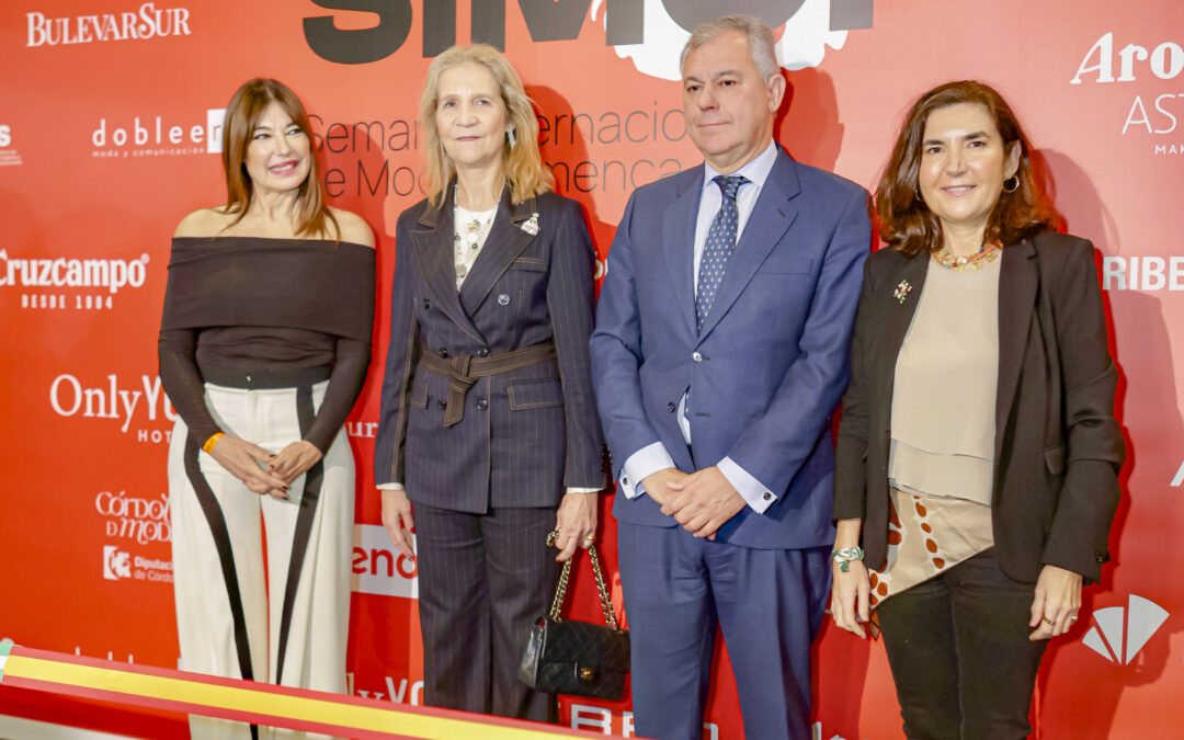 LA INFANTA DOÑA ELENA Y LA ACTRIZ ROSSY DE PALMA 